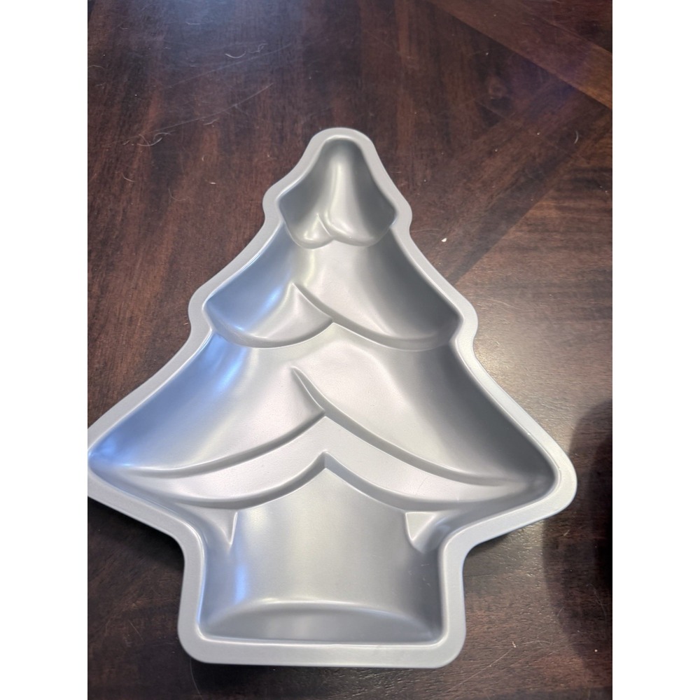 Baker's Secret Non Stick Christmas Tree Cake Pan Mold